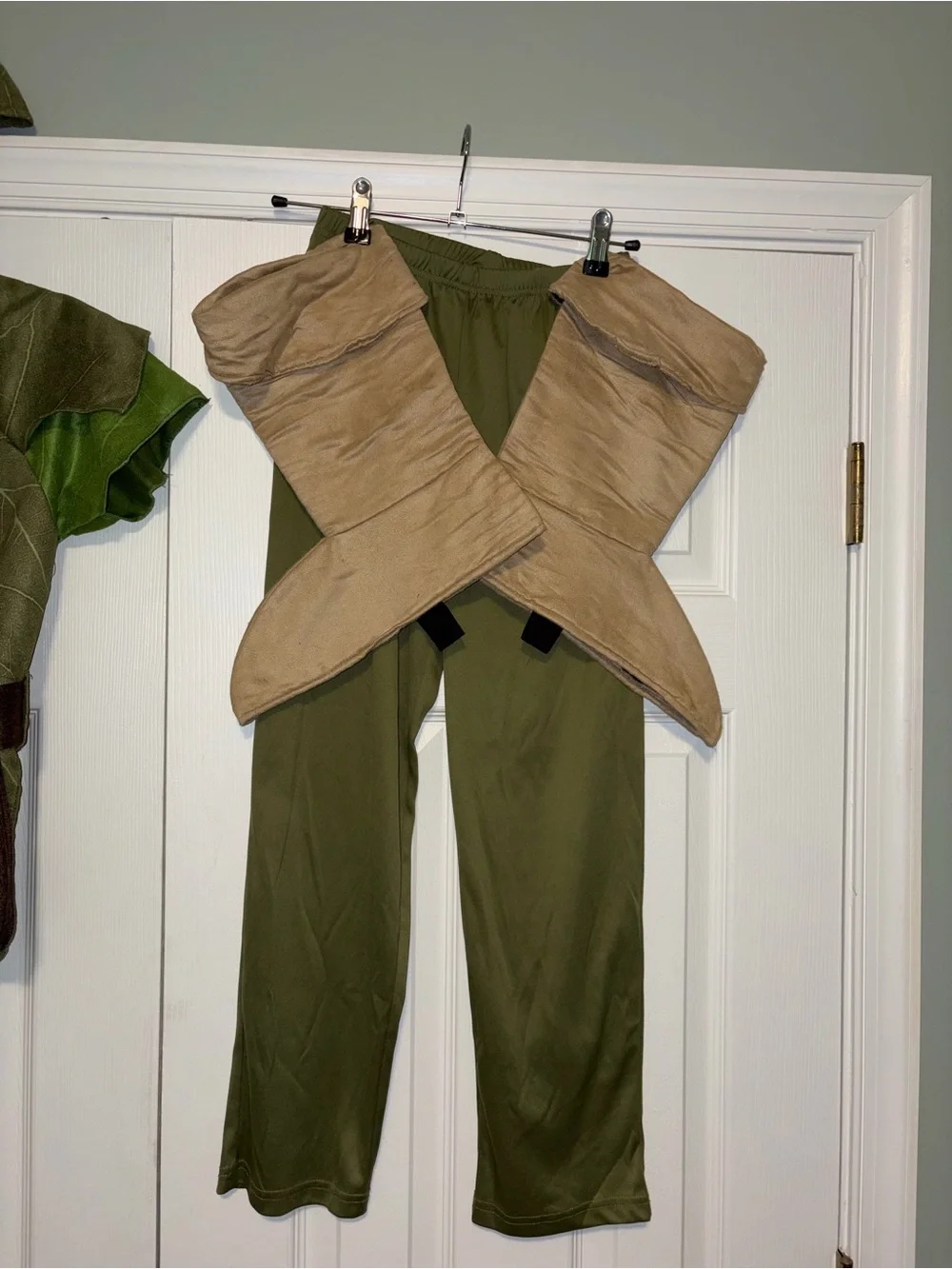 Disney Store Peter Pan Costume boy size 9-10